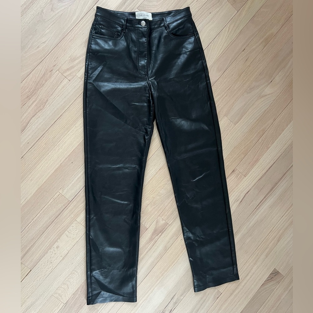 🔥EUC ARITZIA Wilfred The Melina Pant in Black Vegan Leather - Picture 2 of 6